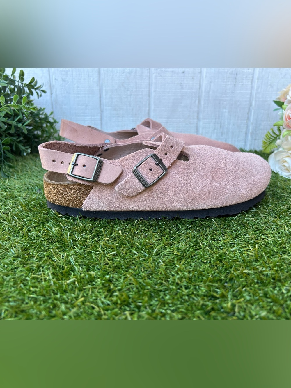Birkenstock
Tokio Suede Leather size 38 US 7-7.5 like new
$165 Color: Pink Clay - Picture 9 of 16
